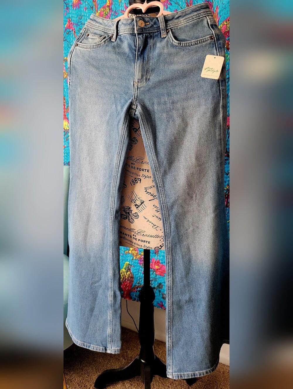 Free People Light Gray Flare Jeans with Subtle Wash